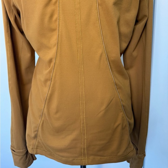 Lululemon Run Briskly 1/2 Zip Long Sleeve Top - Picture 6 of 11